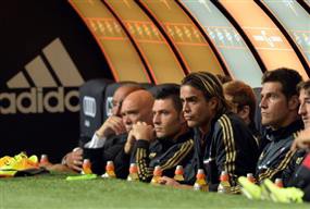 Milan, che disastro:3-0 col Caen. Allegri: "E non chiedano di giocare"